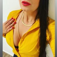 Aline Fernandes's avatar