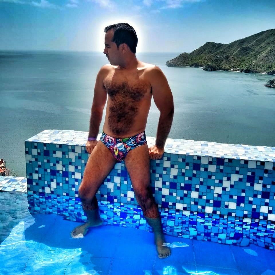 Josh Cova 🇨🇴🐺's avatar