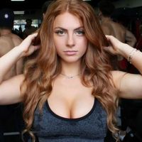 Cristina Carmella's avatar