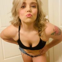 Hotwife Marie Cox's avatar