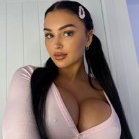 emily ๐ค's avatar