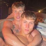GAY 0161 COUPLE