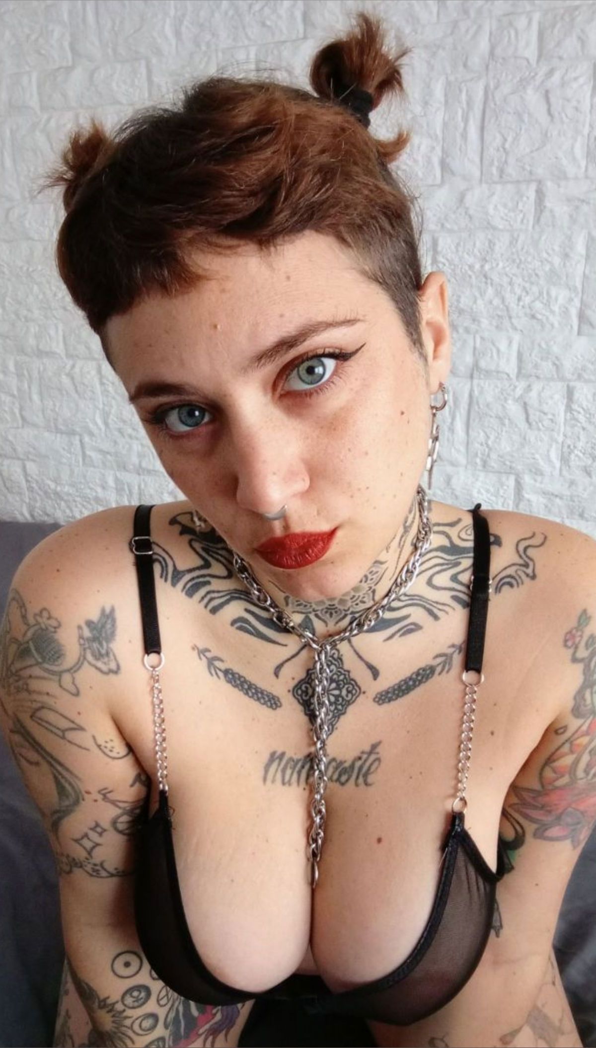 hairytattooedmommy