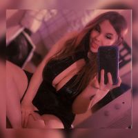 big tiddy goth gf • TOP 3% 🖤's avatar