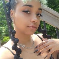 Kaylie βπ's avatar