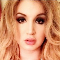 Kristi Lacroix's avatar