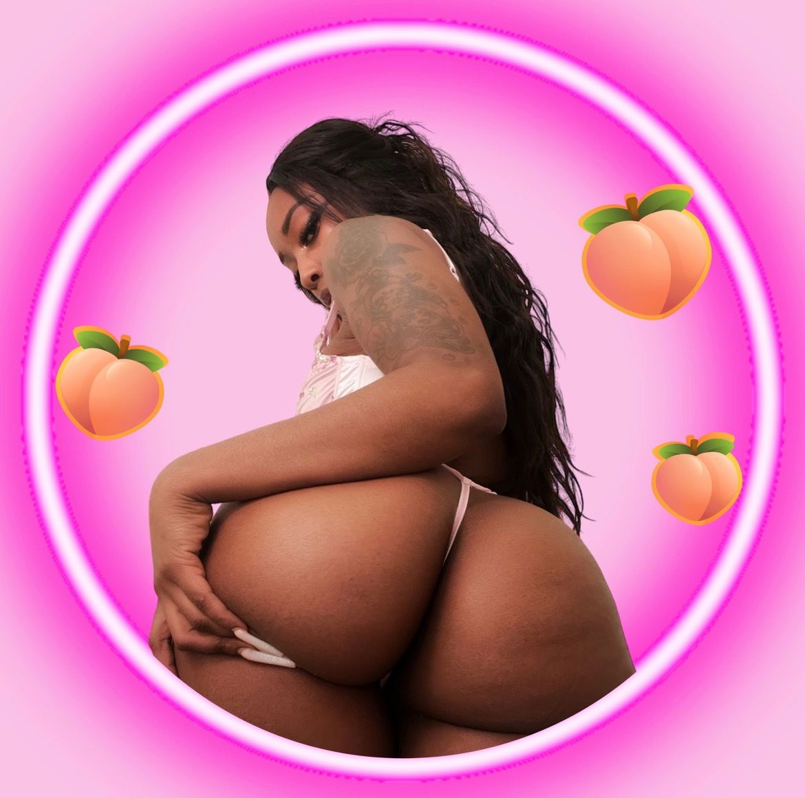 ✨Mia🍑✨'s avatar