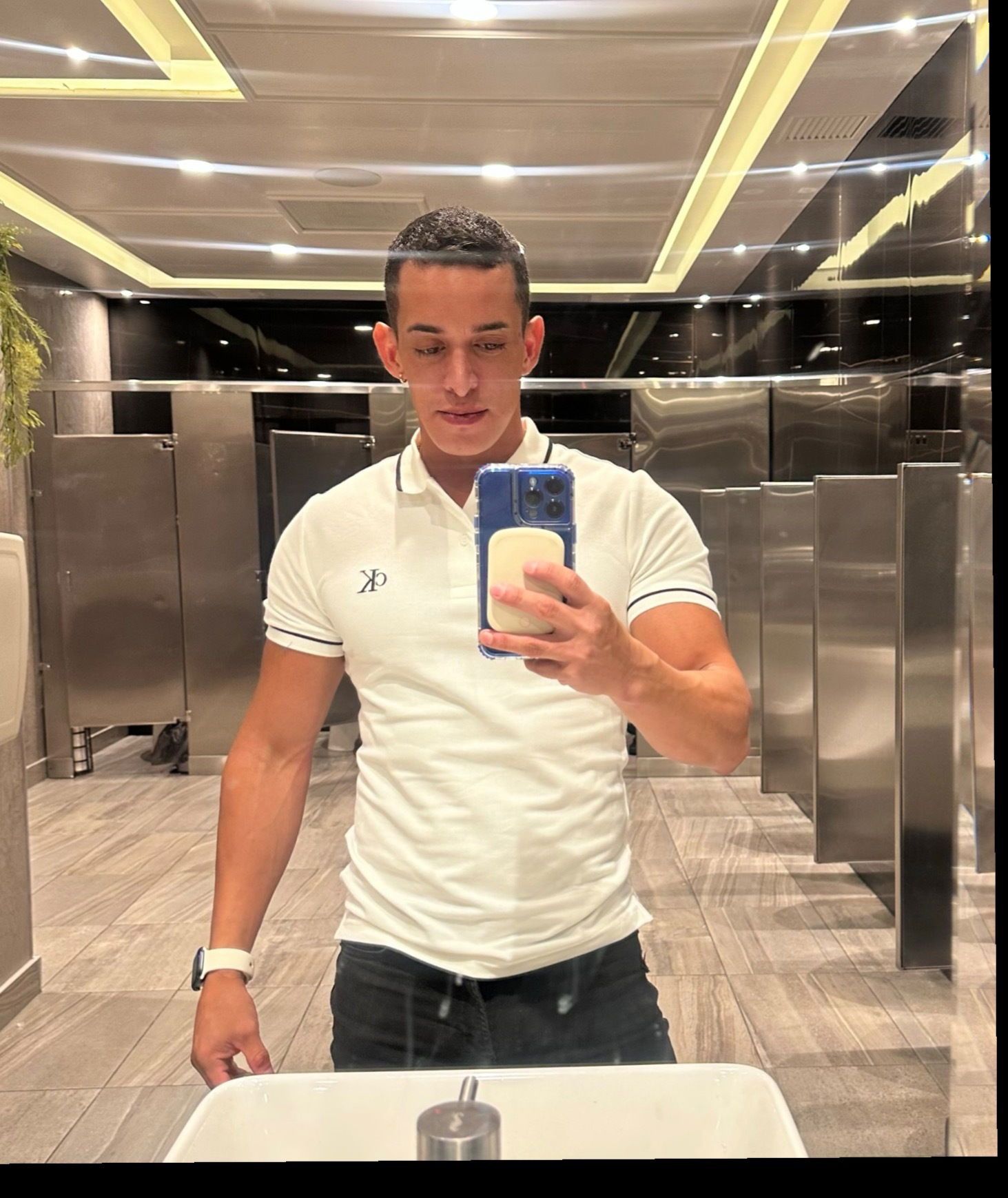 Michael castle's avatar