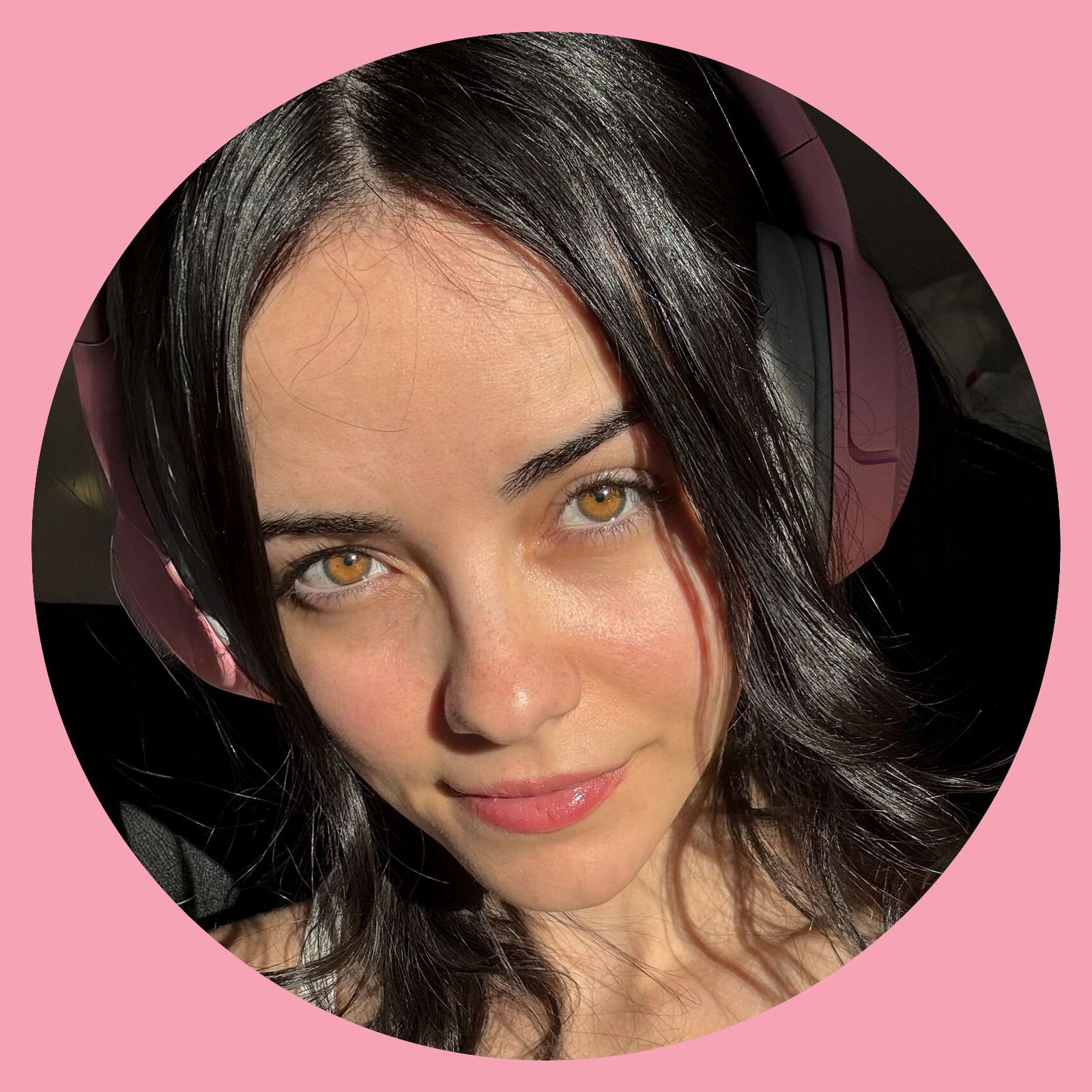 Sarah 🌸 your fav egirl ╰(◡‿◡🌸╰)'s avatar