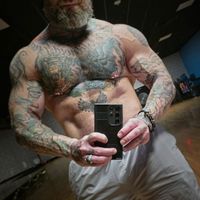 Inked daddy's avatar