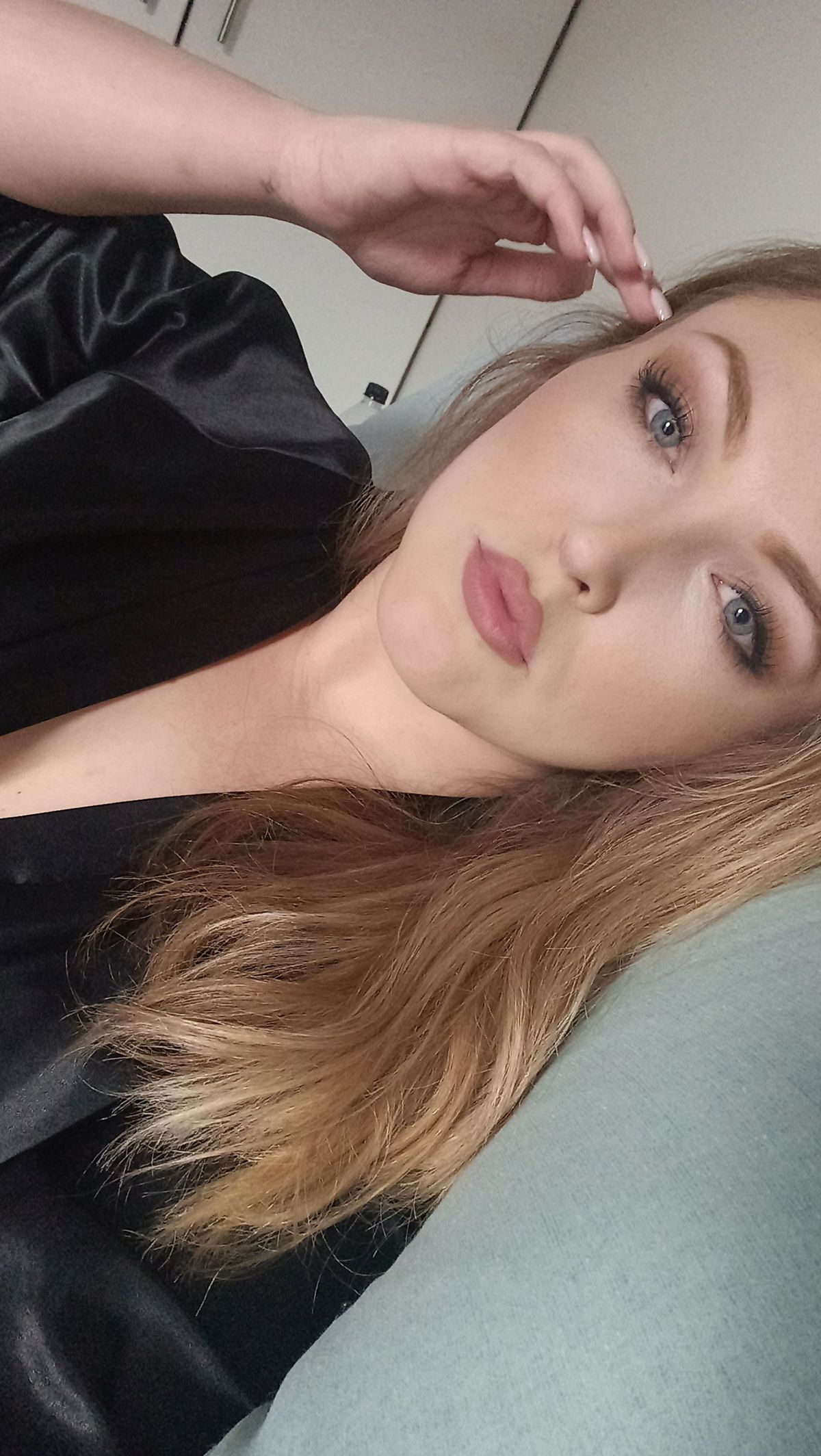 xxxx_blueeyedblondie