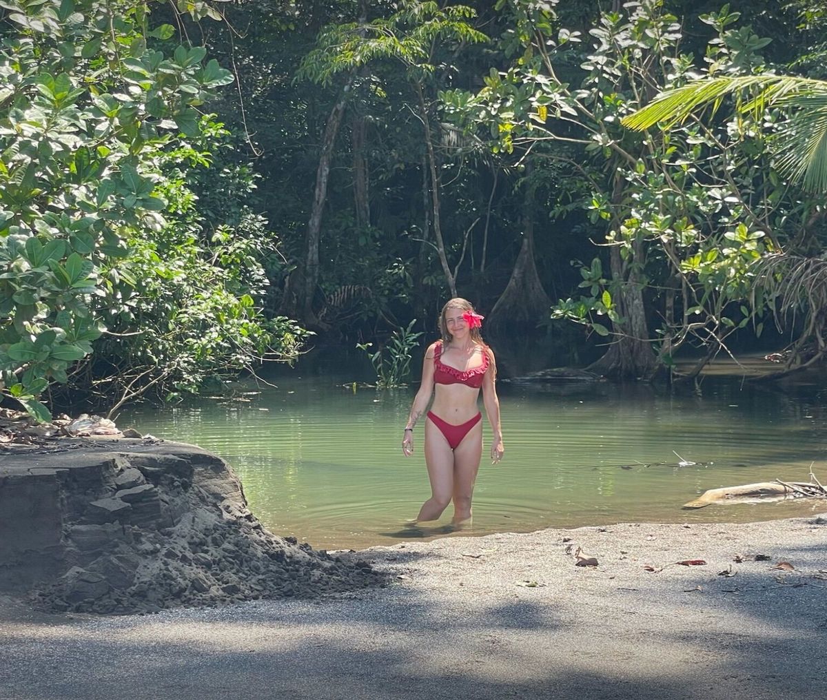 adventureswithbella banner