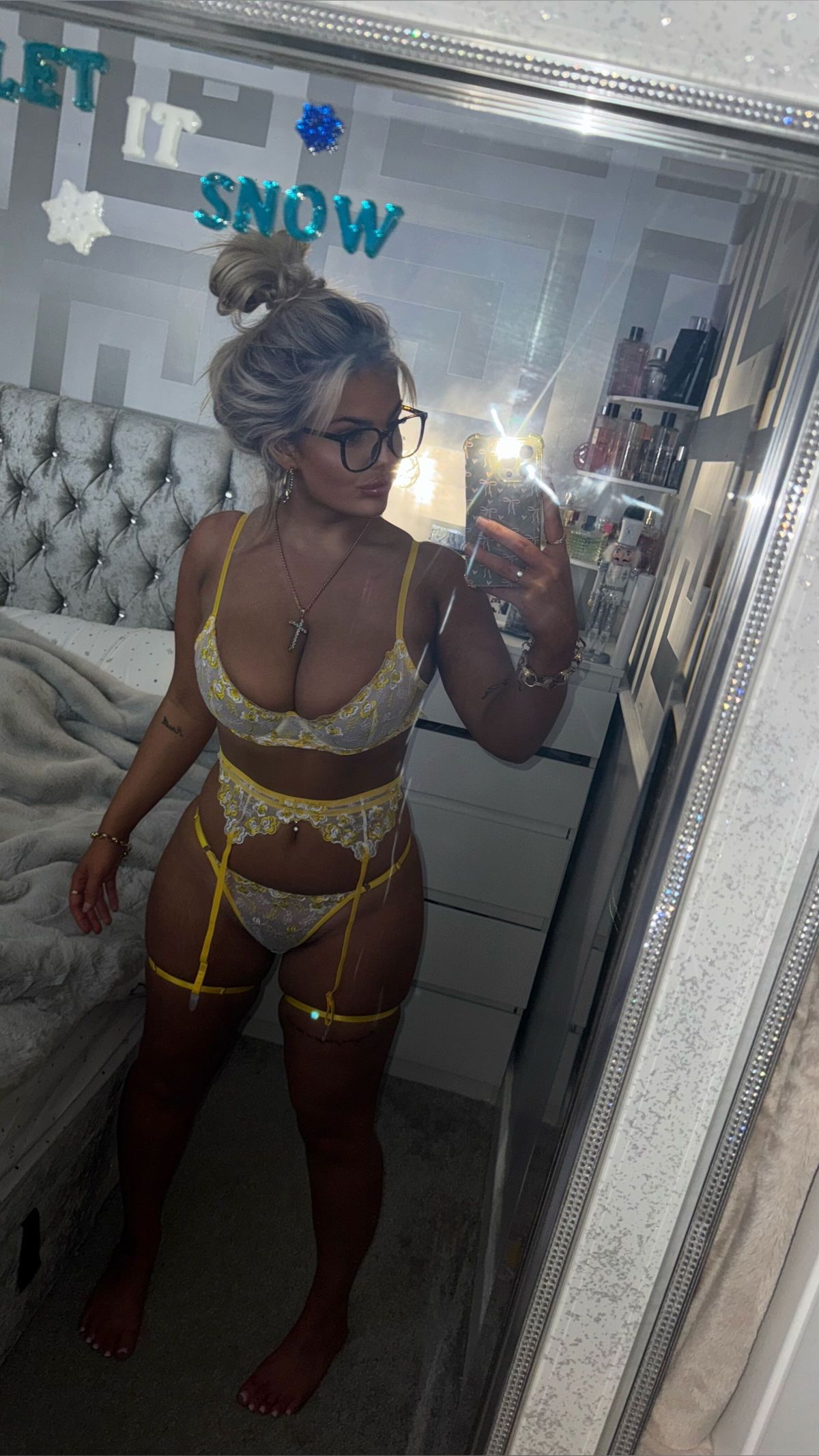 blondebarbie_xox banner