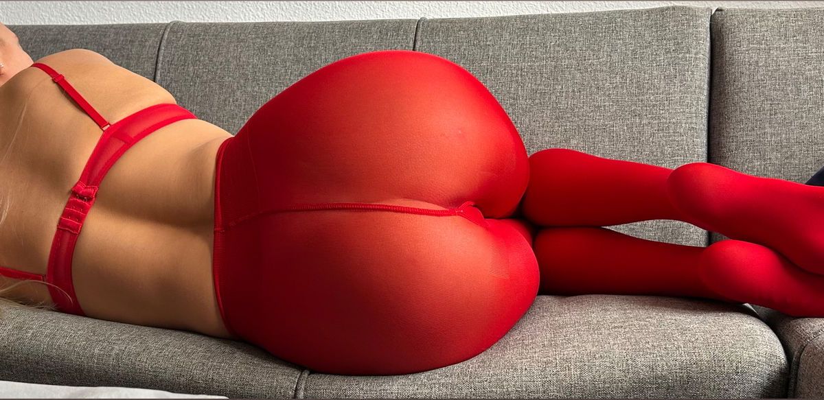 ellieloucouple banner