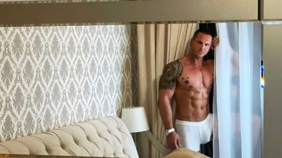 leoboy_official banner