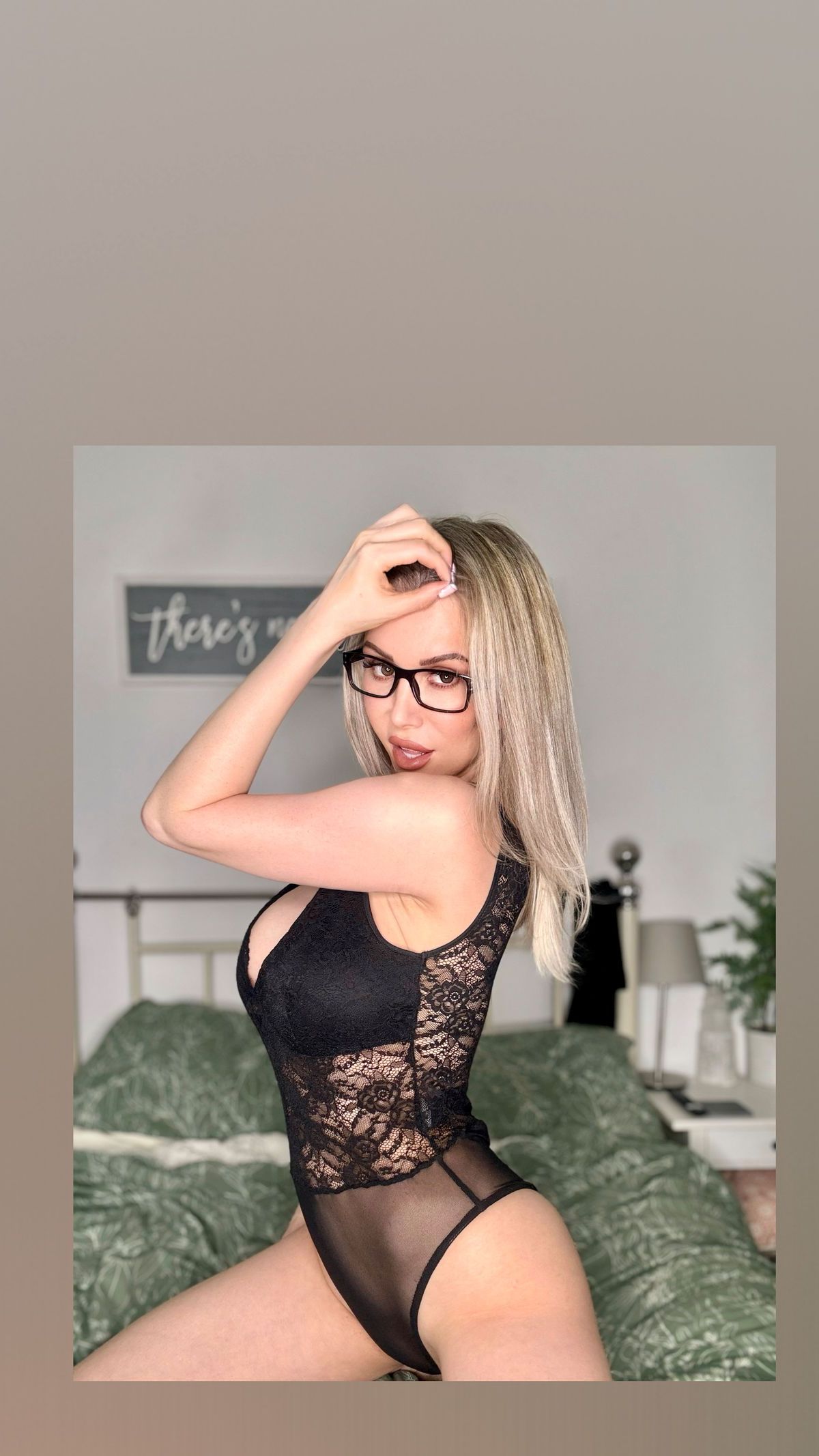 lucyalexandra banner