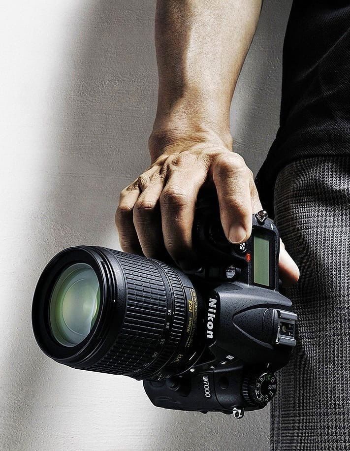 rneumannartfree banner