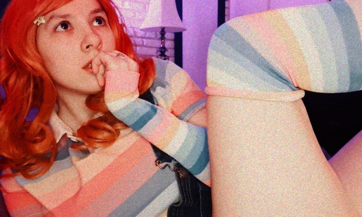 squeakymittensgold banner