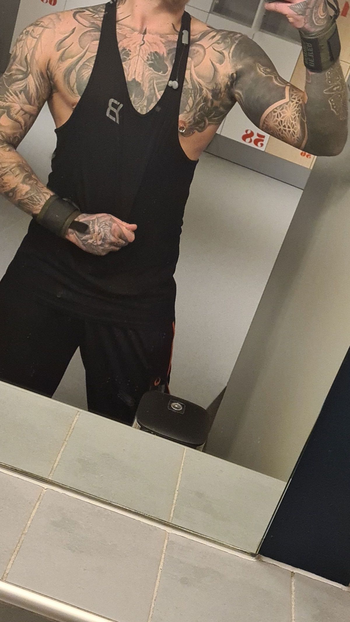 tattedmuscles banner