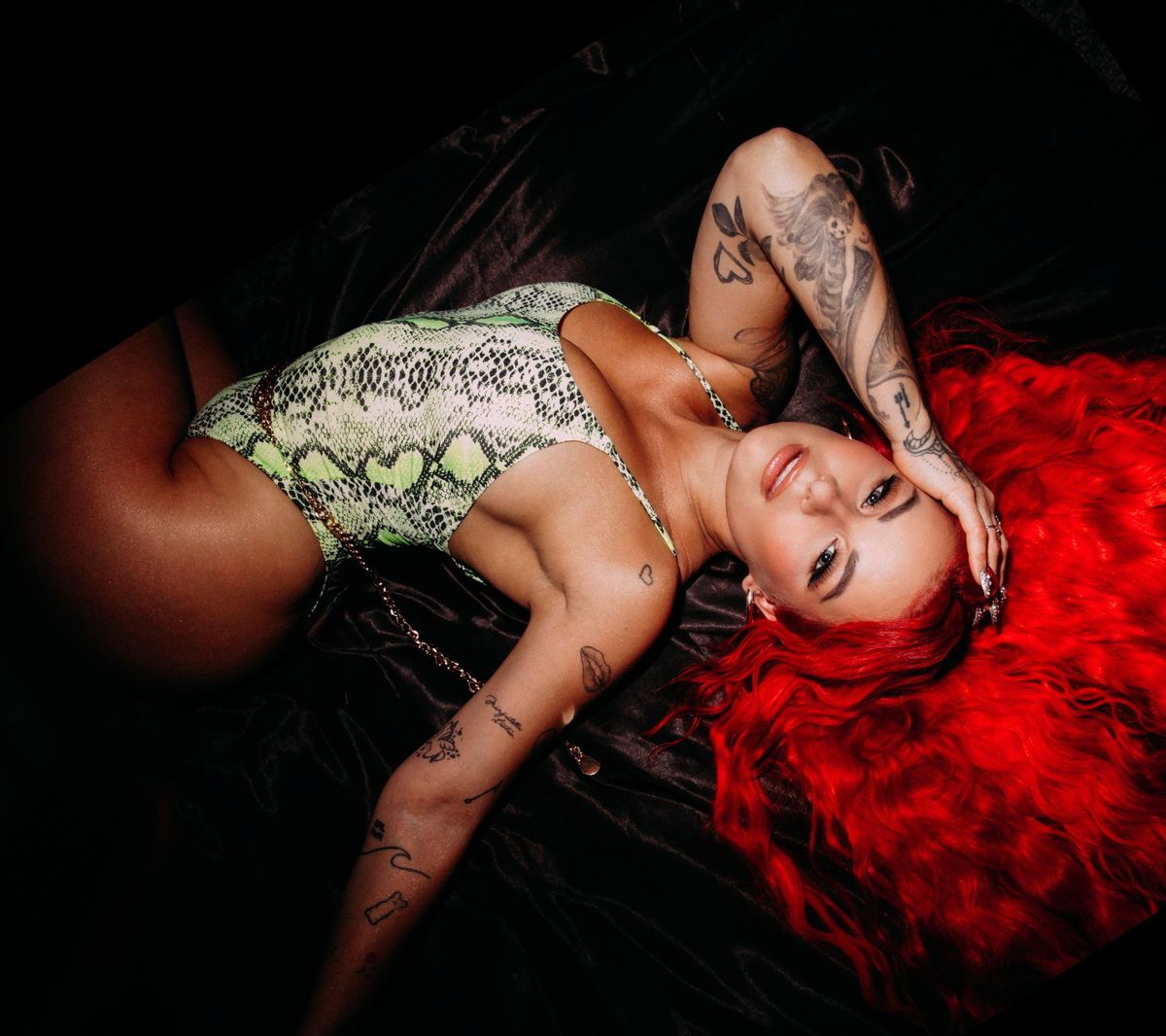 tinzeofficial banner