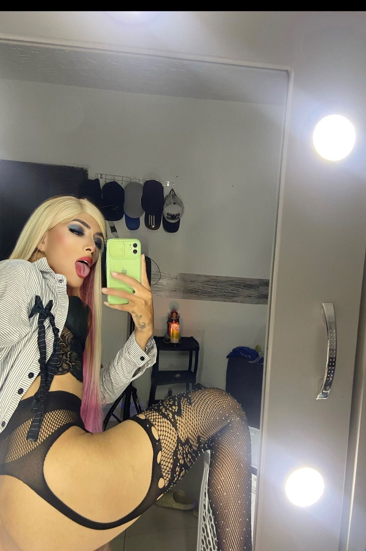 valeria-sweet banner