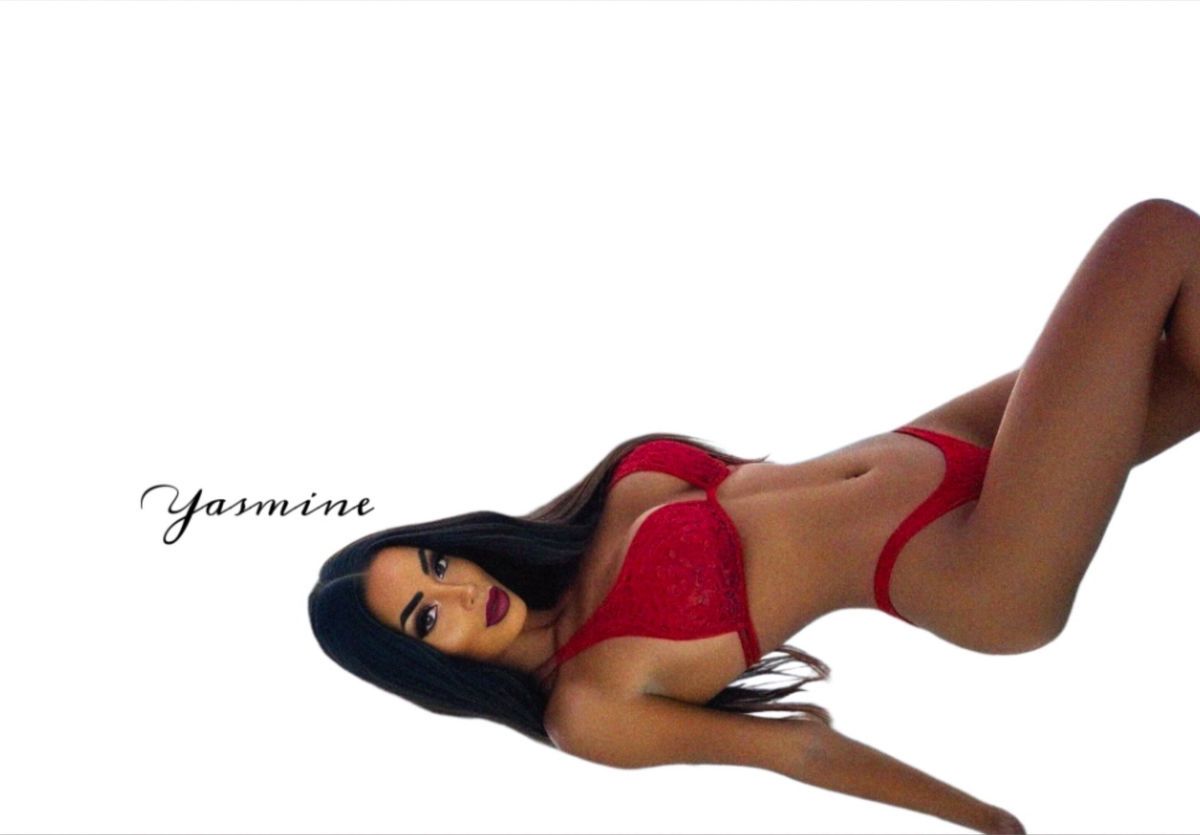yasminegirlnextdoor banner